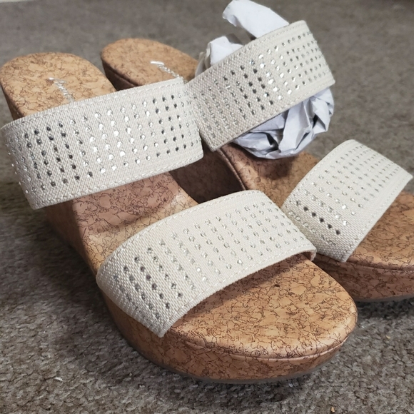 American Eagle Wedges - Picture 1 of 1